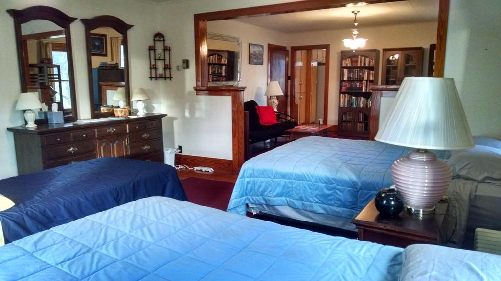 Numidia Fish & Loaves Bed And Breakfast מראה חיצוני תמונה