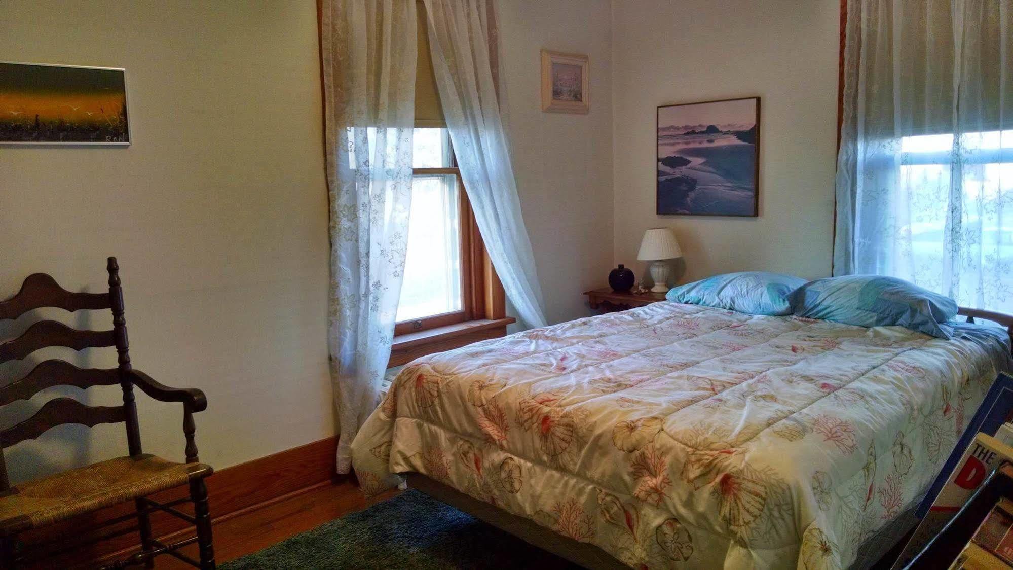 Numidia Fish & Loaves Bed And Breakfast מראה חיצוני תמונה