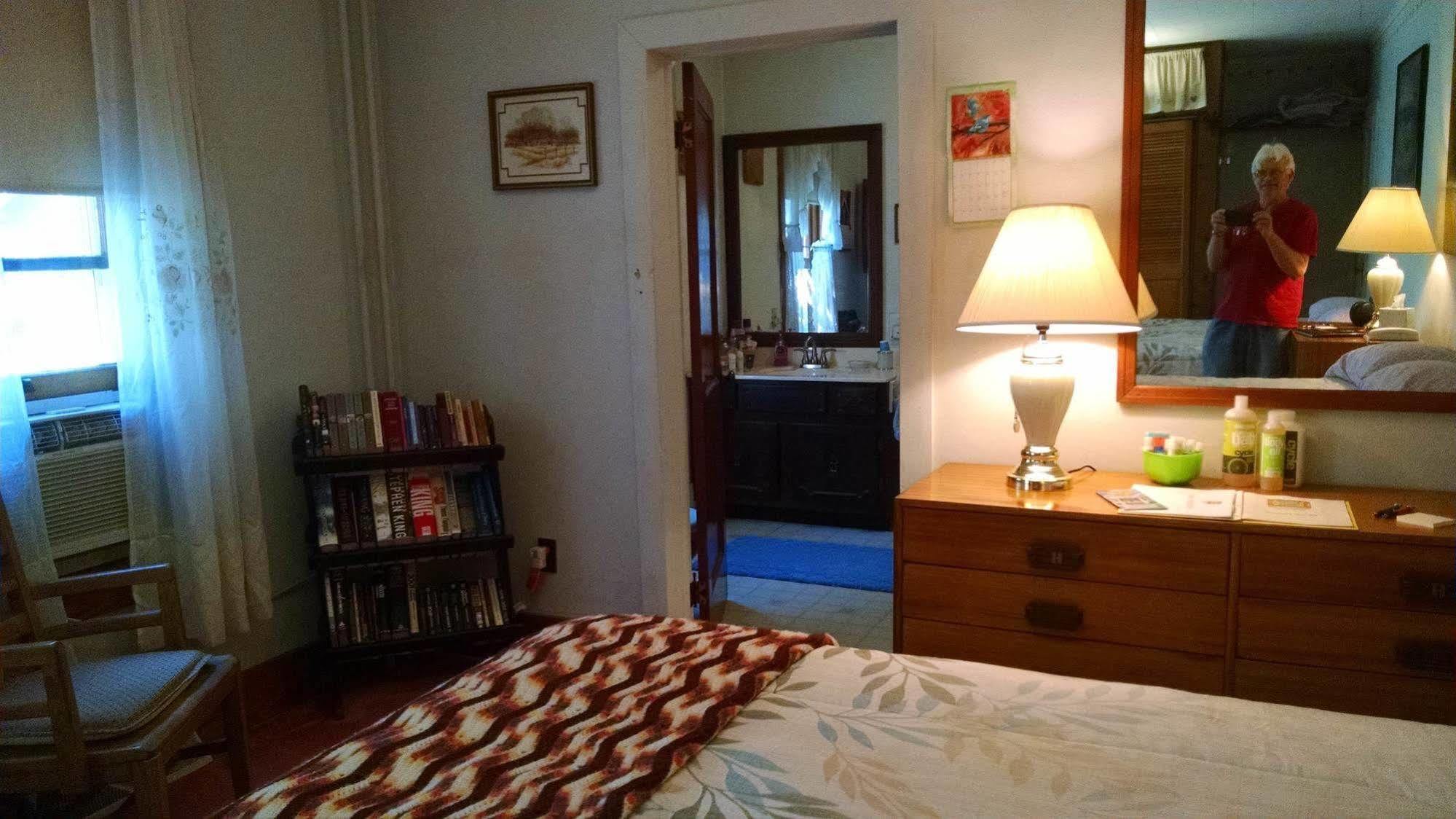 Numidia Fish & Loaves Bed And Breakfast מראה חיצוני תמונה