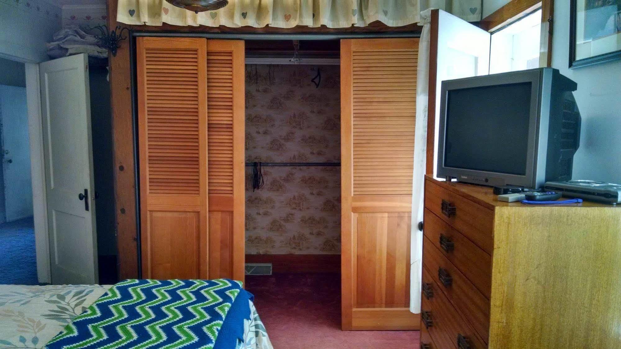 Numidia Fish & Loaves Bed And Breakfast מראה חיצוני תמונה