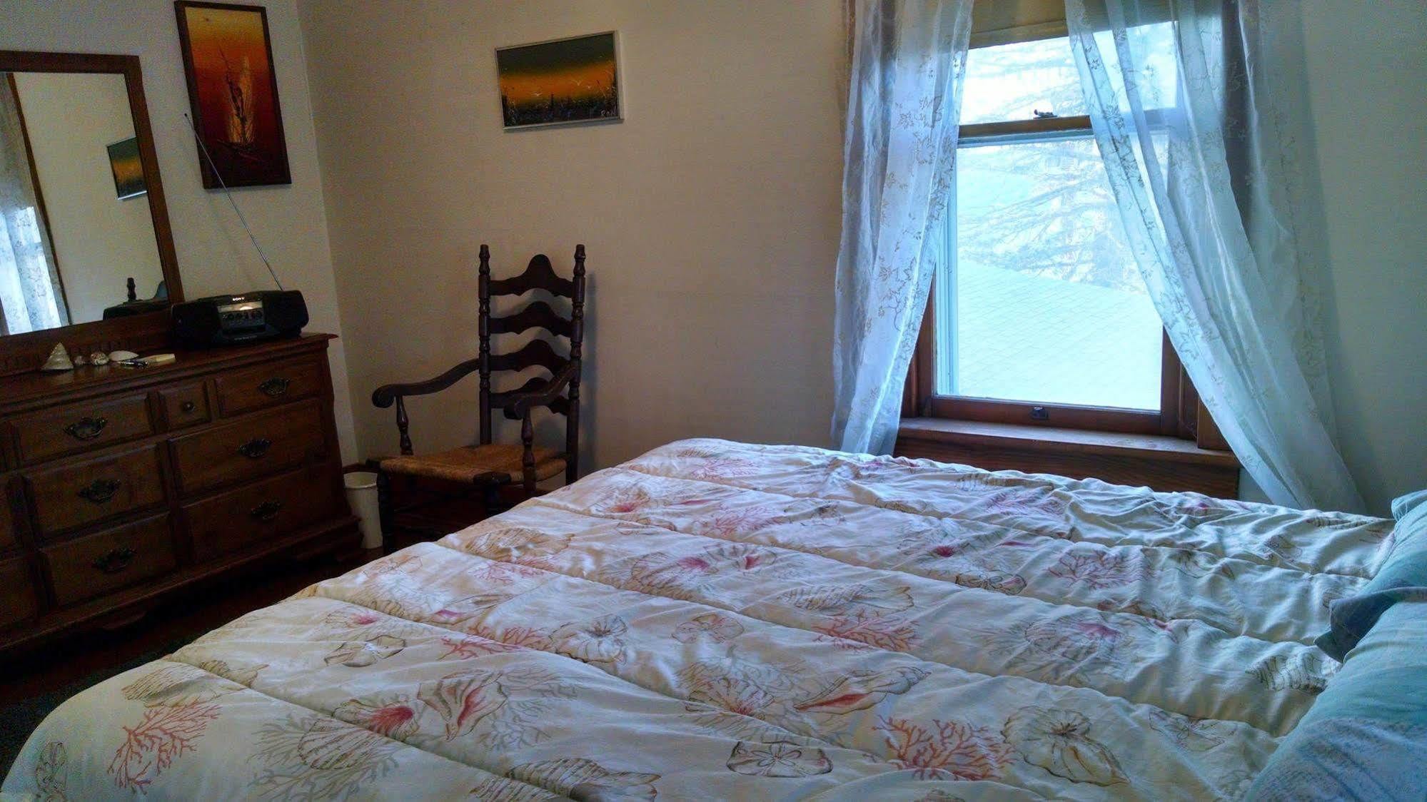 Numidia Fish & Loaves Bed And Breakfast מראה חיצוני תמונה